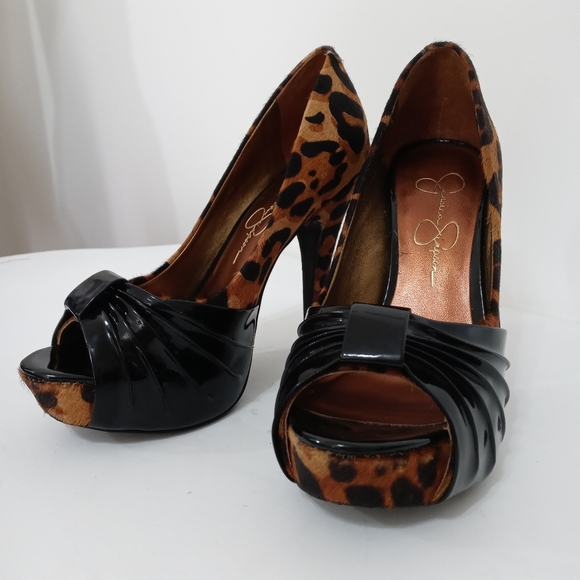 Jessica Simpson cheetah leopard heels - Picture 8 of 15